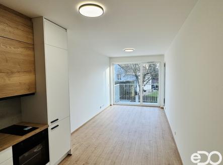 Pronájem bytu, 1+kk, 37 m²