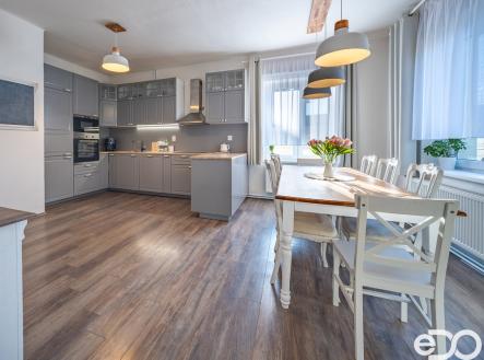 Prodej domu/vily, 256 m²