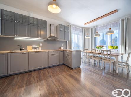 Prodej domu/vily, 256 m²