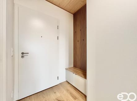 Pronájem bytu, 1+kk, 56 m²