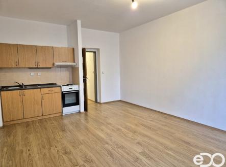Pronájem bytu, 1+kk, 32 m²