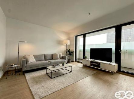 Pronájem bytu, 1+kk, 33 m²