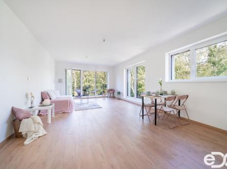 Pronájem bytu, 3+kk, 75 m²