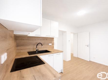 Pronájem bytu, 2+kk, 39 m²