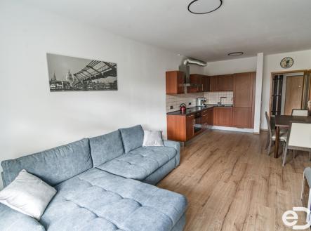 Pronájem bytu, 2+kk, 62 m²