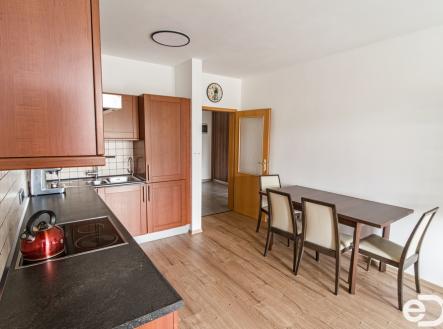 Pronájem bytu, 2+kk, 62 m²