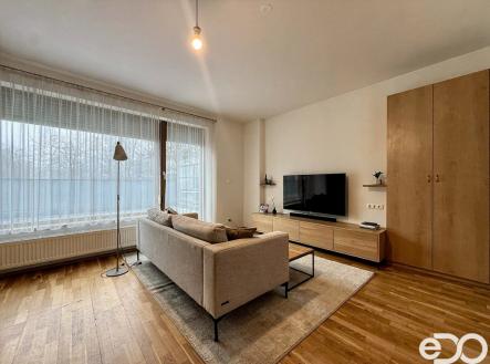 Pronájem bytu, 1+kk, 34 m²