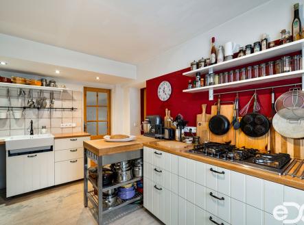 Prodej domu/vily, 200 m²