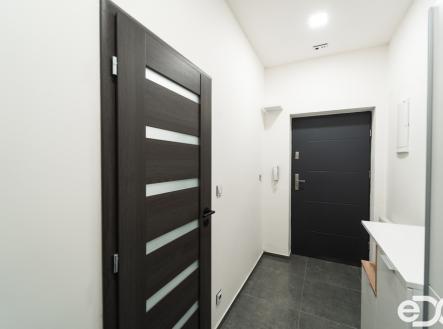 Prodej bytu, 1+kk, 43 m²