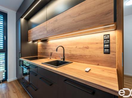 Pronájem bytu, 1+kk, 30 m²