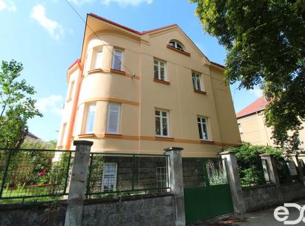 Pronájem bytu, 2+kk, 352 m²