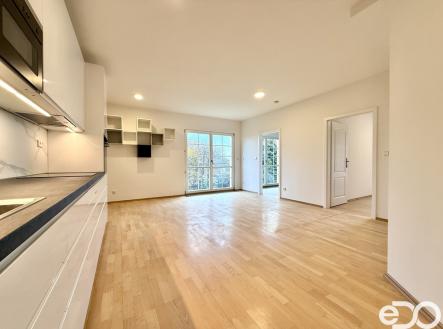 Pronájem bytu, 3+kk, 73 m²