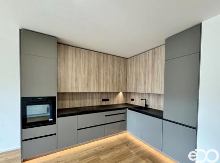 Pronájem bytu, 2+kk, 10 615 m²