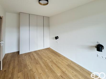 Pronájem bytu, 2+kk, 10 615 m²