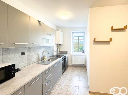 Pronájem bytu, 2+1, 60 m²