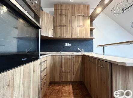 Pronájem bytu, 2+kk, 35 m² obrázek