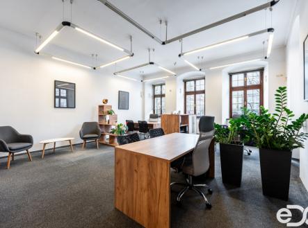 Pronájem kanceláře, 193 m²