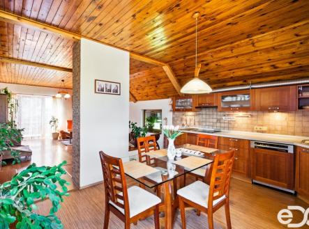 Prodej domu/vily, 300 m²