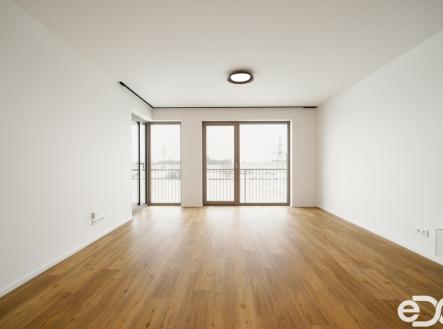 Pronájem bytu, 2+kk, 74 m²