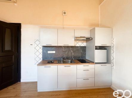 Pronájem bytu, 1+kk, 30 m²