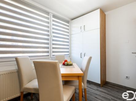 Prodej bytu, 2+1, 62 m²