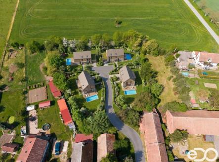 Prodej pozemku pro bydlení, 5 013 m² obrázek