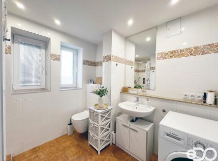Pronájem bytu, 2+1, 58 m²
