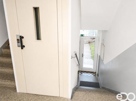 Pronájem bytu, 2+kk, 39 m²