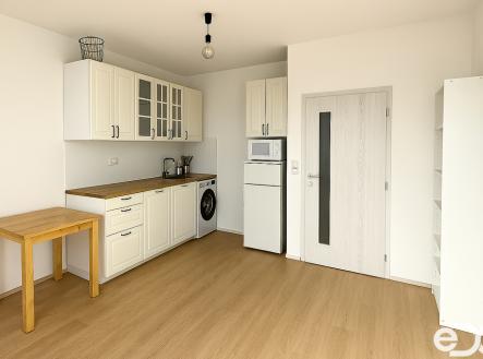 Pronájem bytu, 1+kk, 24 m²