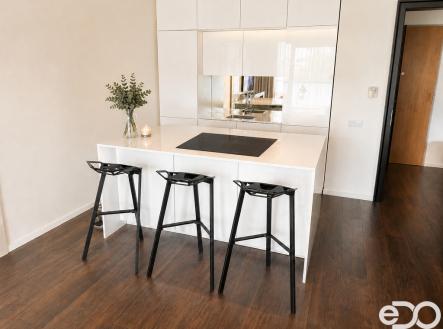 Pronájem bytu, 2+kk, 66 m²