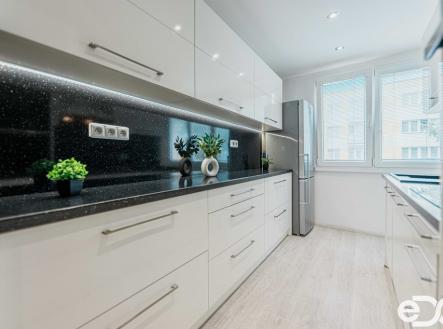 Prodej bytu, 3+1, 57 m²