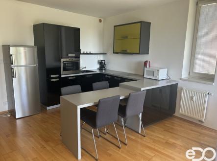 Pronájem bytu, 2+kk, 58 m²