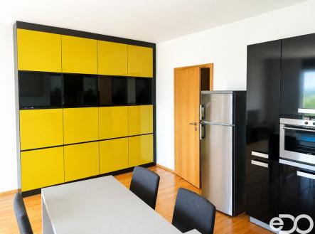 Pronájem bytu, 2+kk, 58 m²