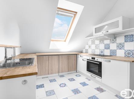 Pronájem bytu, 3+kk, 101 m²
