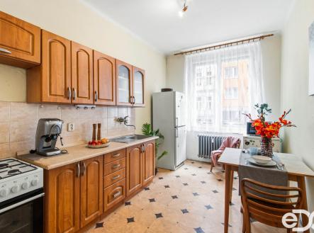 Prodej bytu, 1+1, 53 m²