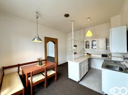 Pronájem bytu, 2+1, 85 m²
