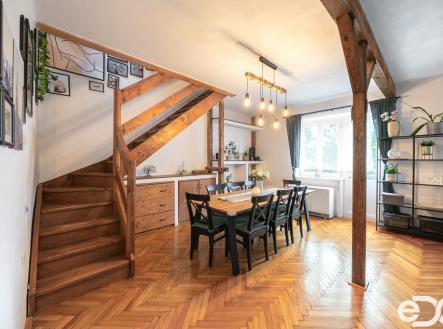 Prodej bytu, 4+1, 200 m²