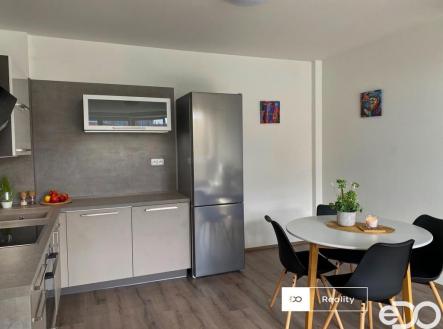 Pronájem bytu, 2+kk, 69 m²