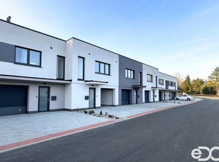 Prodej bytu 2+kk o 125 m²  s terasou a garáží – Vrchbělá