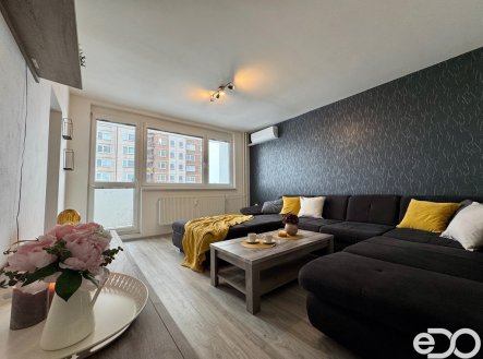 Pronájem bytu 3+1 s lodžií 78m²