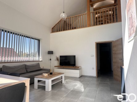 Pronájem domu/vily, 156 m², Těchobuz – náhled fotky 2
