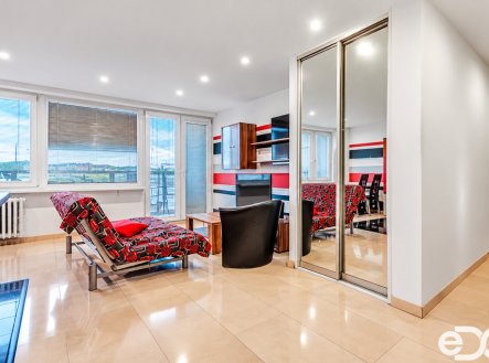 Prodej bytu, 3+kk, 74 m², Praha – fotka 1 z 4