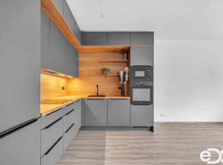 Prodej bytu, 3+kk, 72 m²