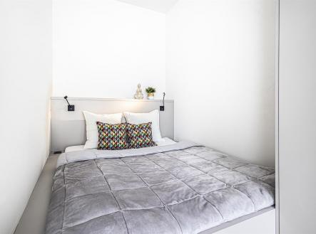 Pronájem bytu, 1+kk, 27 m²