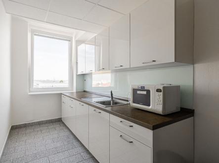 Pronájem kanceláře, 30 m²