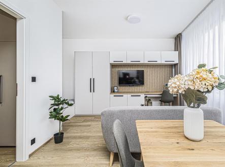 Pronájem bytu, 1+kk, 33 m²