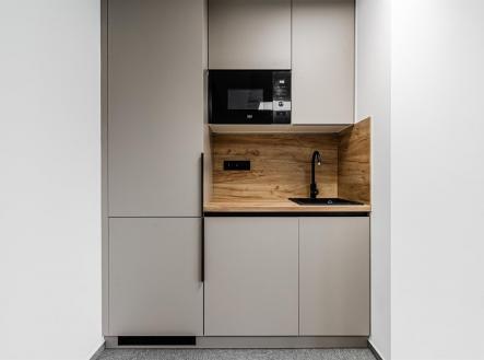 Pronájem kanceláře, 57 m²