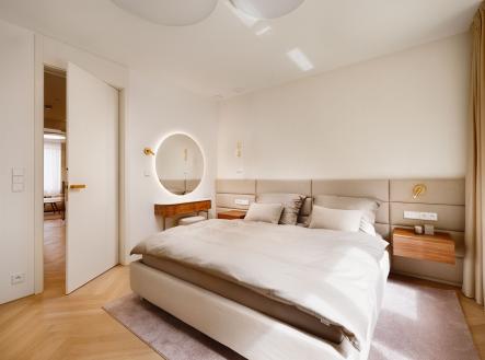 Pronájem bytu, 3+kk, 122 m²