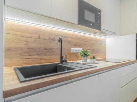 Pronájem bytu, 2+1, 61 m²