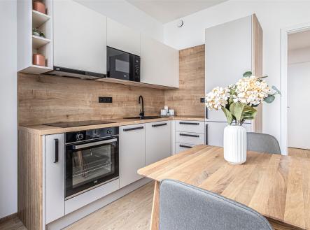 Pronájem bytu, 1+kk, 31 m²